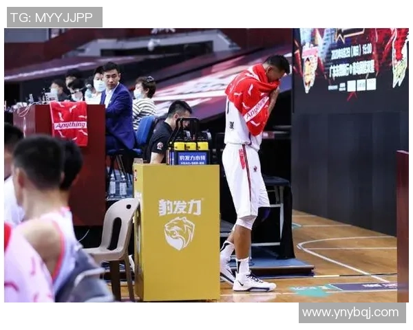 追逐足球梦想的艰辛与挑战如何让明星之路变得异常艰难